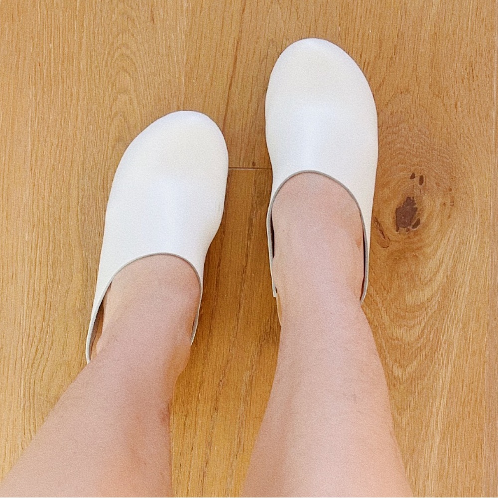 BRYR Handcrafted Custom Bright White “Worker Clog” Size 8/38